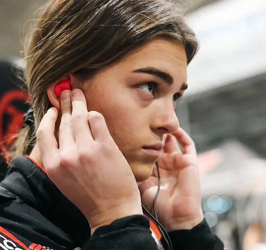 racer using Soundgear racing receivers